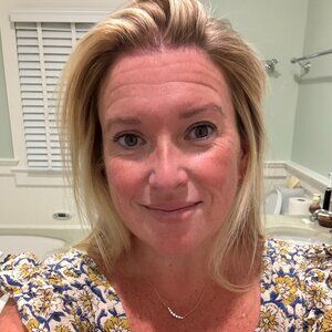 Meet your Posher, Liza